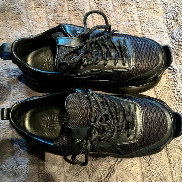 SWEAR Chunky 90s Style Sneaker - Picture 2 of 4